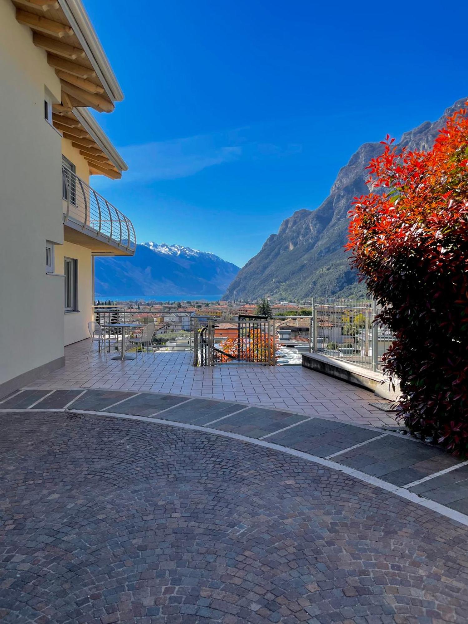 View & Chill Apartment Riva del Garda Exterior photo