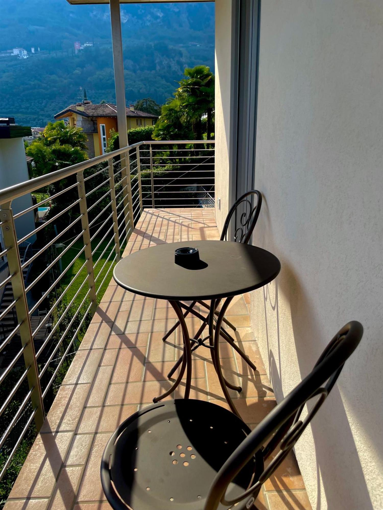View & Chill Apartment Riva del Garda Exterior photo